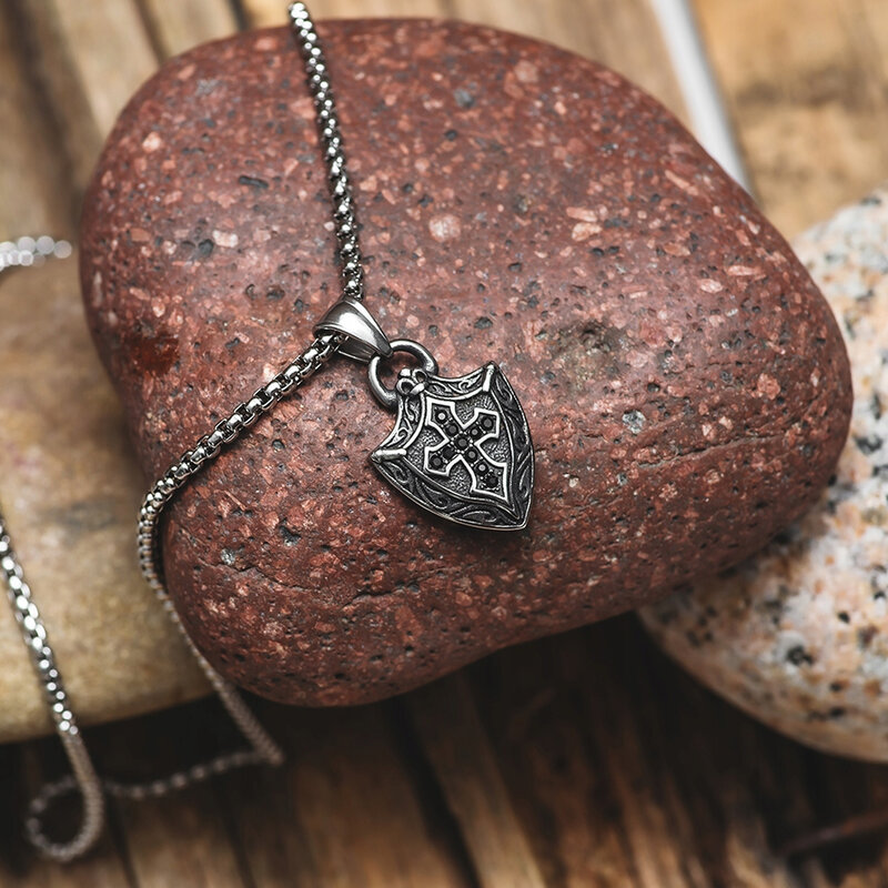 Men's Cross Shield Pendant Stainless Steel Necklace Vintage Black Gemstone Jewelry Party Holiday Gift
