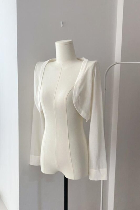 Casaco de malha pequeno para mulheres, casaco curto, ombro Kam versátil, design popular, primavera e verão, novo, 2024