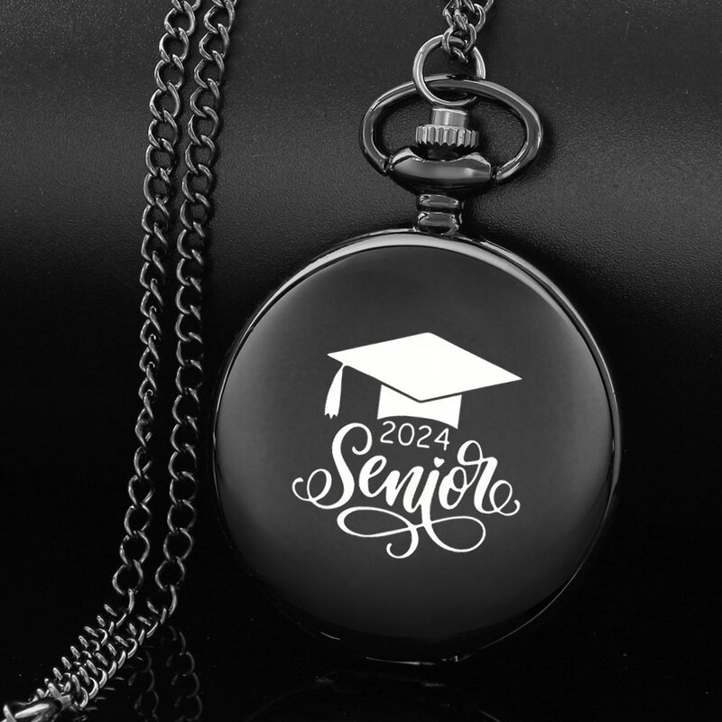 A clase de 2024 tallado con alfabeto inglés, reloj de bolsillo facial, cadena de cinturón, reloj de cuarzo negro, ceremonia de graduación, regalo perfecto