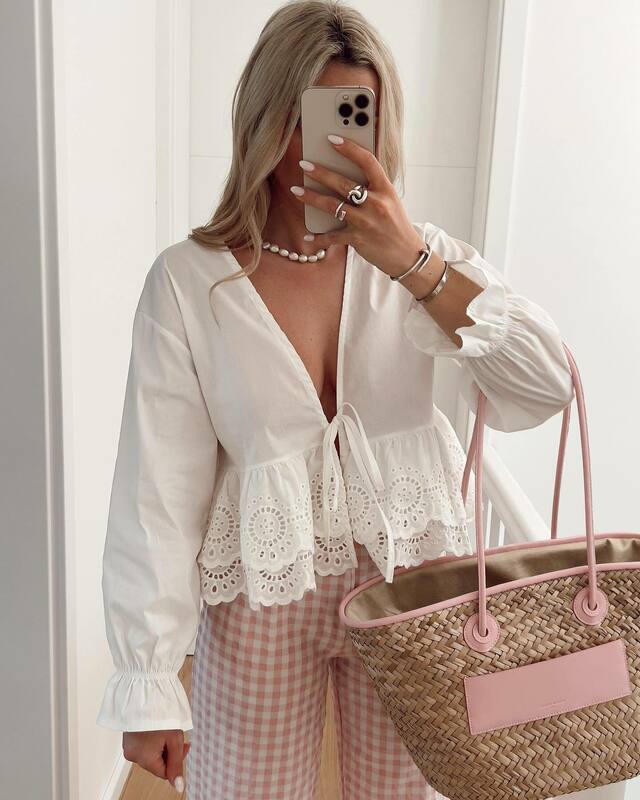 Women's new fashion embroidery decoration short casual V Neck women's shirt retro long sleeved lace up women's shirt Chic top