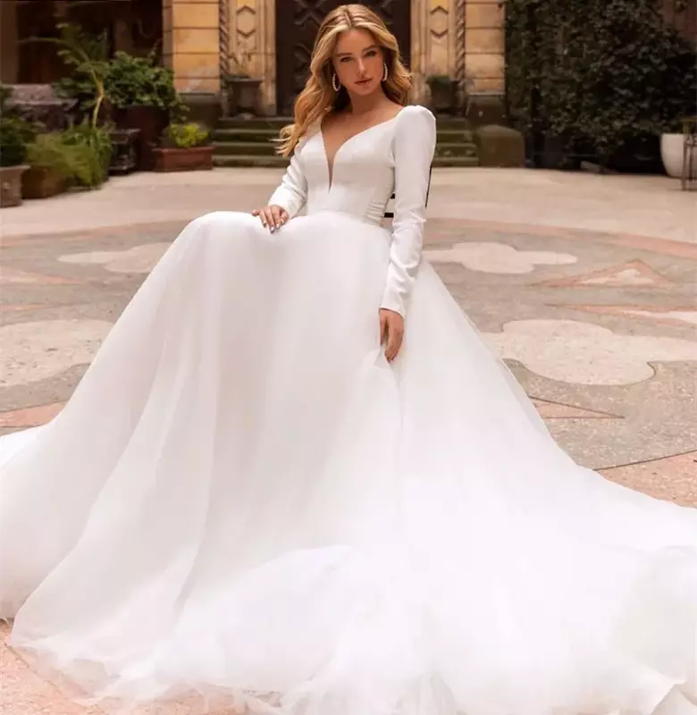 Einfaches und elegantes Hochzeits kleid die eine Linie ein sexy V-Ausschnitt Langarm Brautkleid gefegt Zug Tüll plus Größe Vestidos de Novia