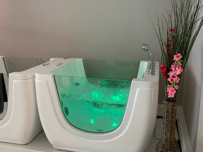 Bañera acrílica termostática para bebé, bañera de hidromasaje para interiores, piscina de hidroterapia, nuevo diseño, 2022
