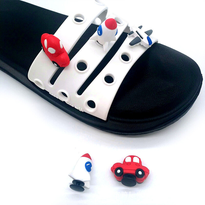 3D Rocket Hole Shoe Acessórios para Crianças, Decoração DIY, Destacável Shoe Buckle Cartoon, Avião, Carro, PVC, Sandálias, Kids Gifts, 3pcs