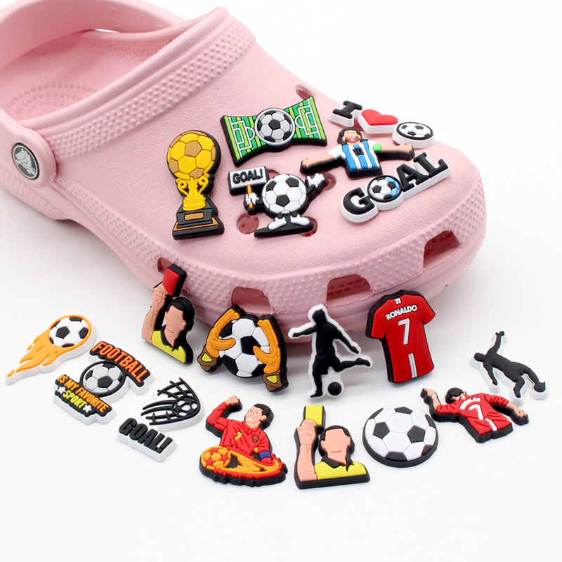 Jibz-zuecos de fútbol con dibujos animados para Niños, 1 piezas, estrella deportiva, bricolaje, sandalias decorativas