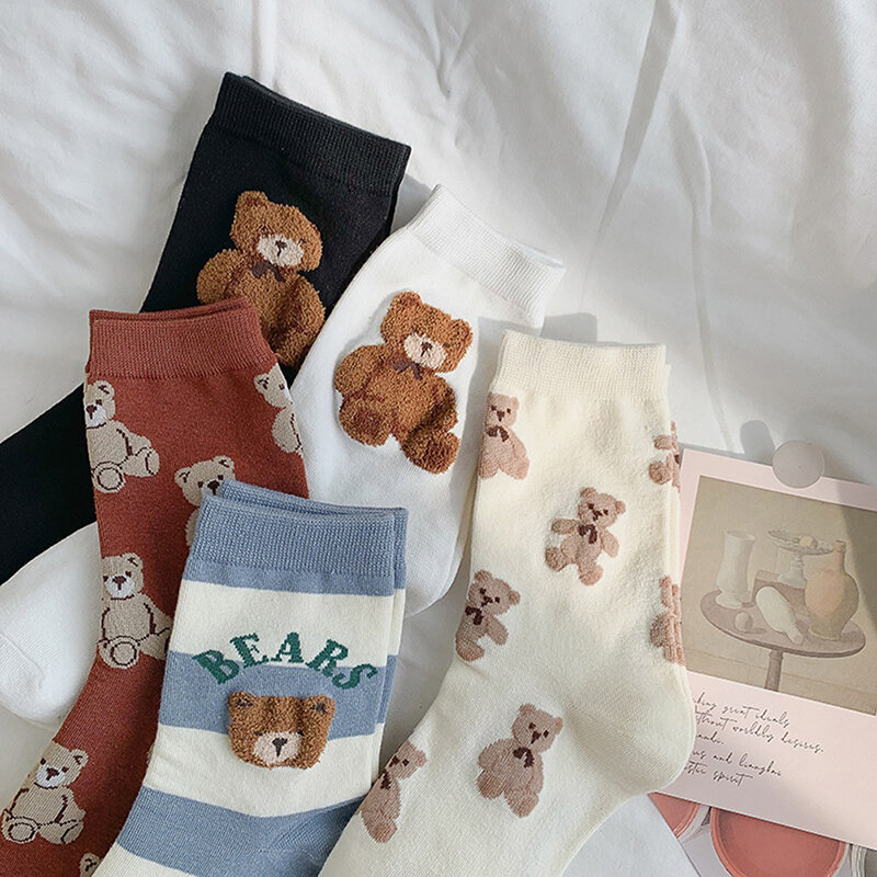 Calcetines creativos de oso marrón para mujer, medias de tubo medio, calcetines japoneses lindos, pequeños y frescos, calcetines de estudiante salvaje, otoño e invierno, nuevos