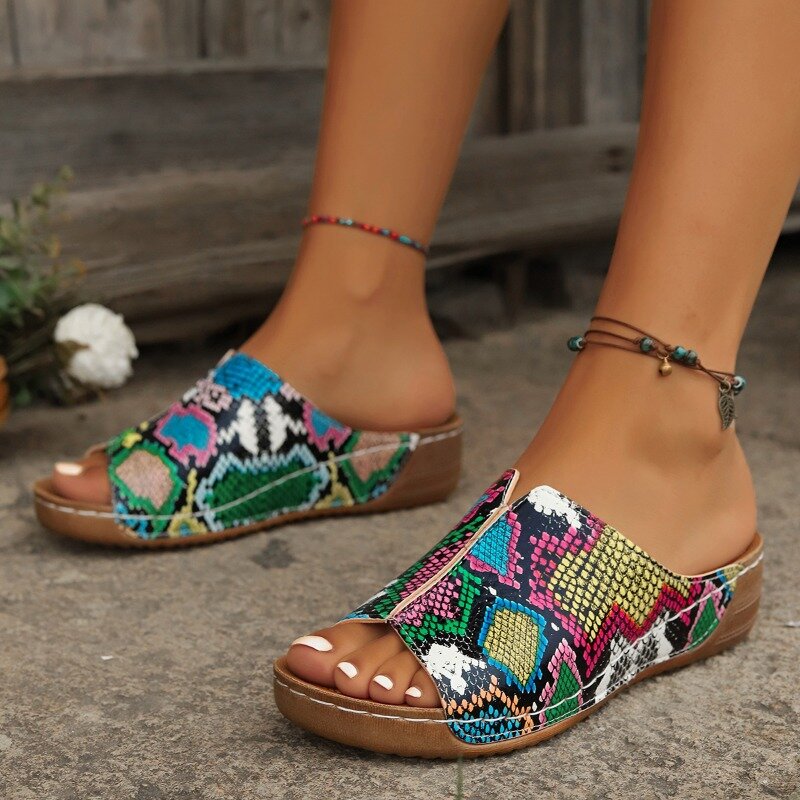 Zapatillas de cuña con estampado para mujer, zapatos informales de diseñador de marca, Punta abierta, sandalias antideslizantes de suela gruesa para playa
