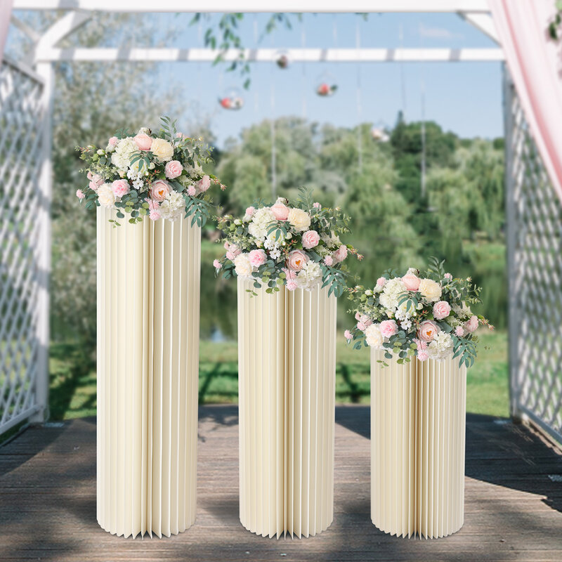 ขาตั้งดอกไม้งานแต่งงานยืนดอกไม้กระดาษแข็งสีขาวพับได้ยืนกลางแสดงฉากหลังของตกแต่งเหตุการณ์