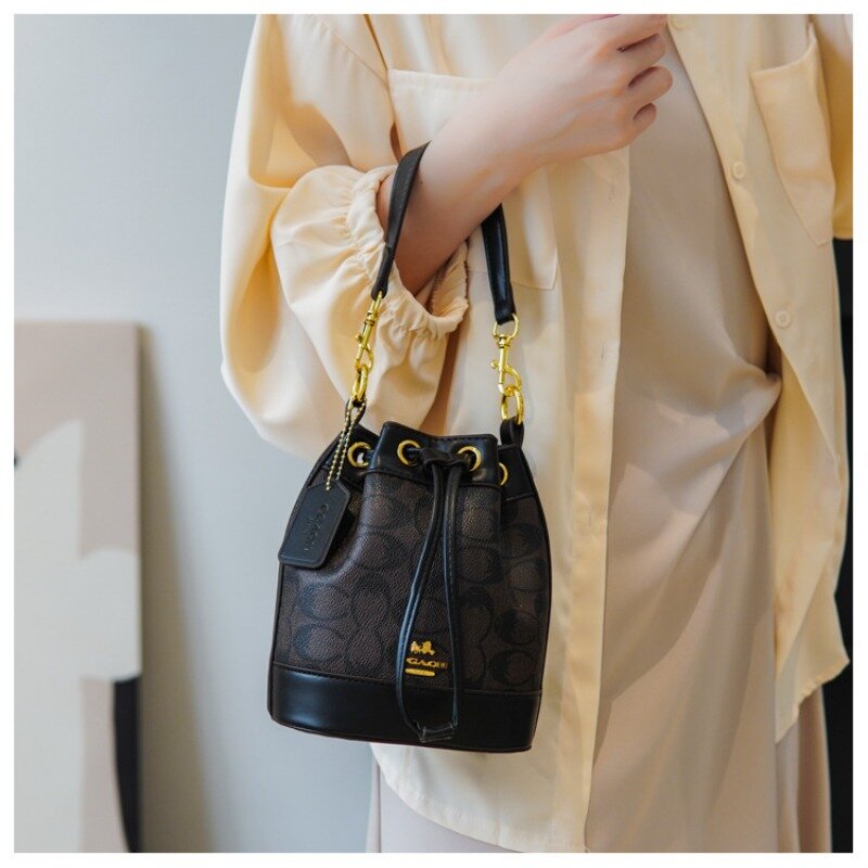 Single Shoulder Bags Woman's Large Capacity Simple Bucket Bag Classic Fashion Letter Printing Crossbody Bag Shopping Handbags