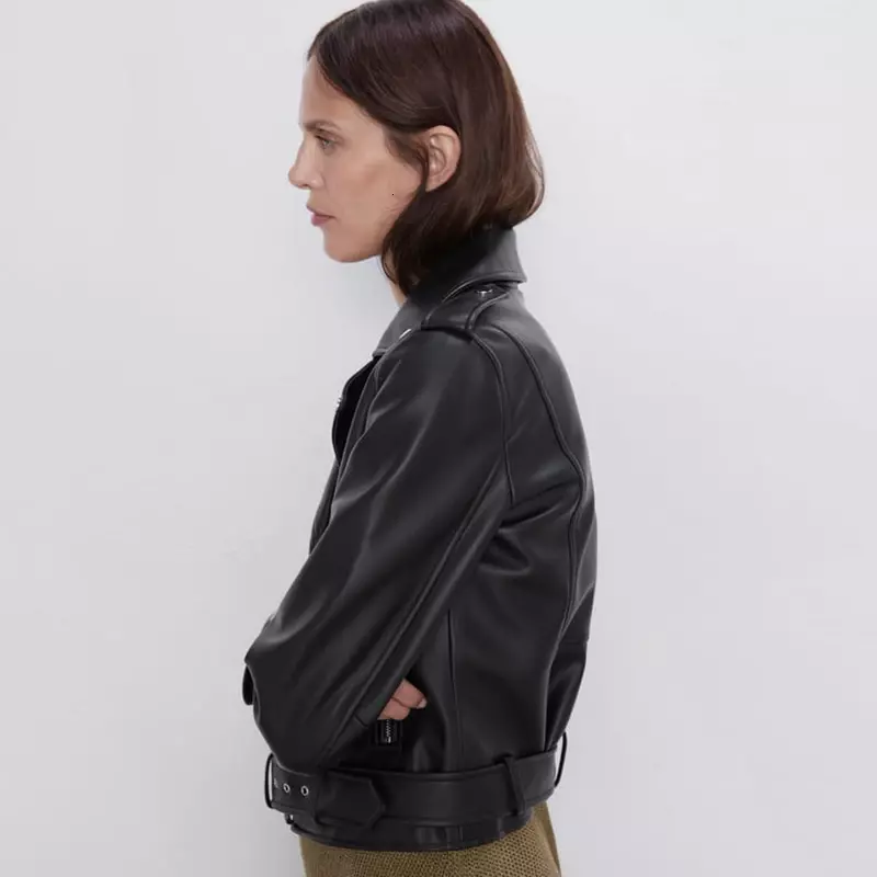 Куртка женская короткая из искусственной кожи, простой классический приталенный силуэт, однотонная Повседневная мотокуртка с поясом, 2024