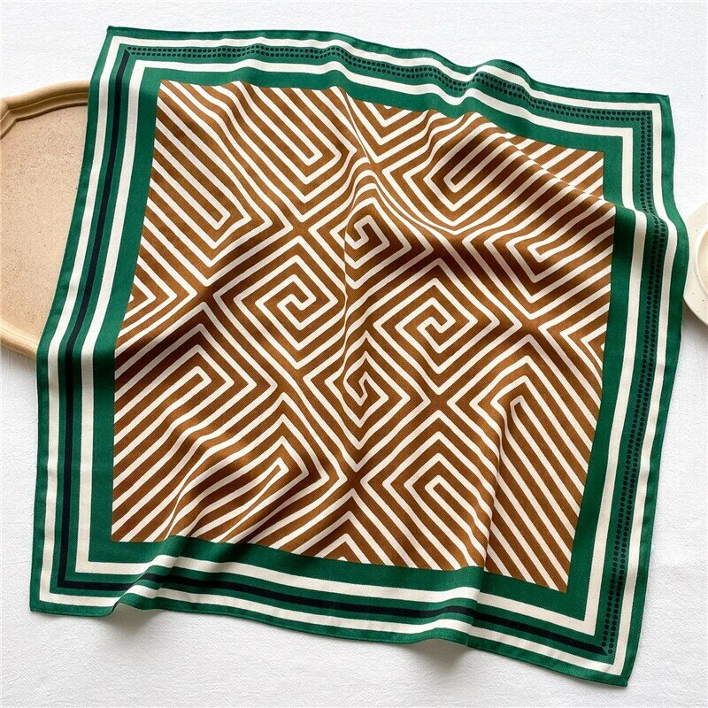 Projekt druku aksamitny miękki kwadratowy szalik kobiety lato włosy ręka nadgarstek Foulard krawat pałąk chustka szal okłady Bandana 2023