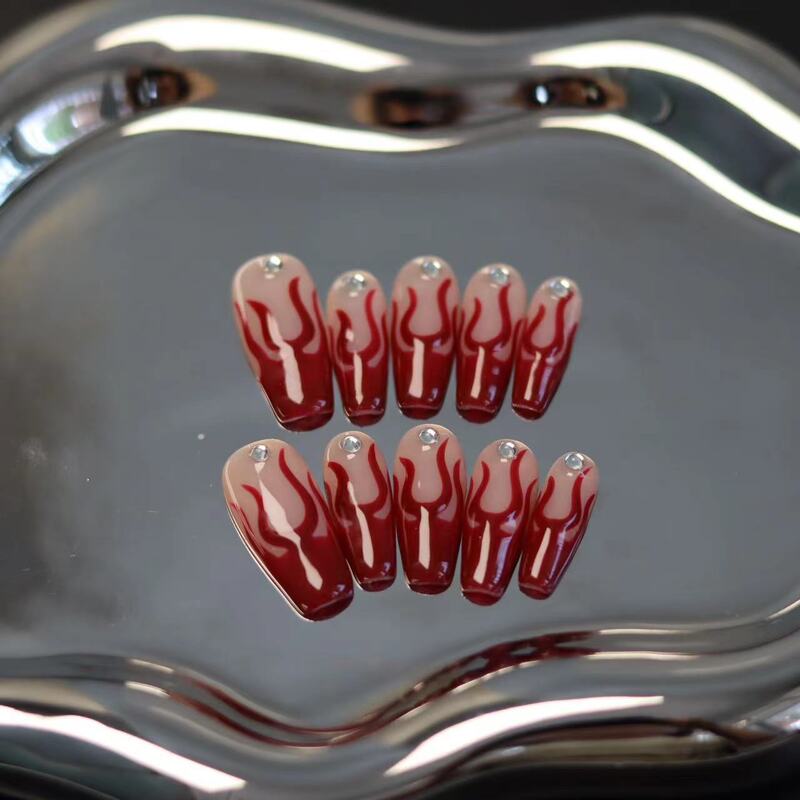 10 pezzi in metallo stile punk fatto a mano stampa sulle unghie Y2K testa tonda mandorla unghie finte gradiente Manicure nera punte per unghie finte indossabili