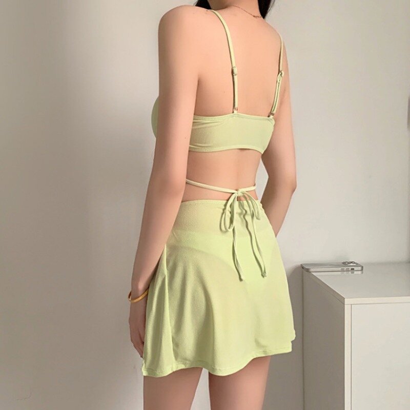 Conjunto de Bikini acanalado con cuello Halter, traje de baño de tres piezas con anillo de corazón, minifalda acolchada, moda coreana Sexy