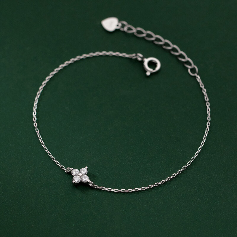 ANENJERY bracciale a catena con fiore a quattro foglie di zircone per donna accessori per gioielli da festa di nicchia semplice Desgin