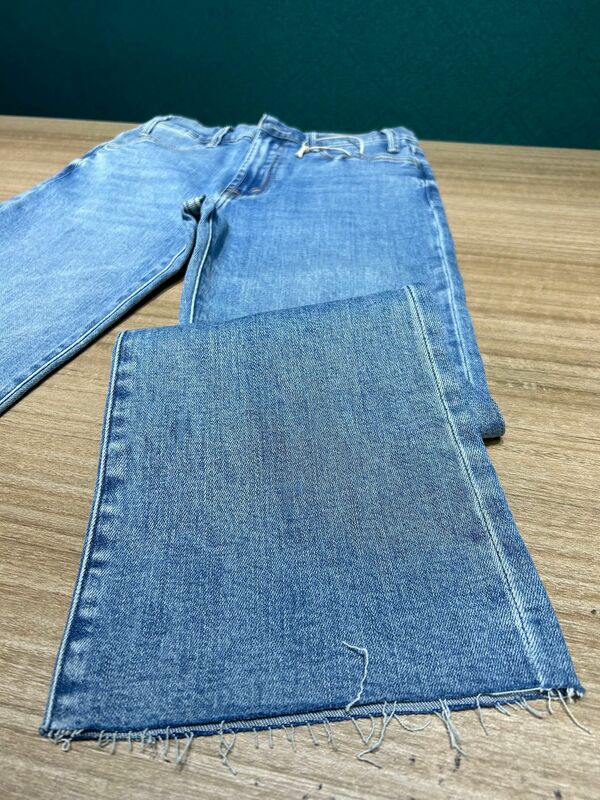 Damska modne spodnie dżinsowe z wysokim stanem elastyczna mikro rozkloszowana skrócone dżinsy