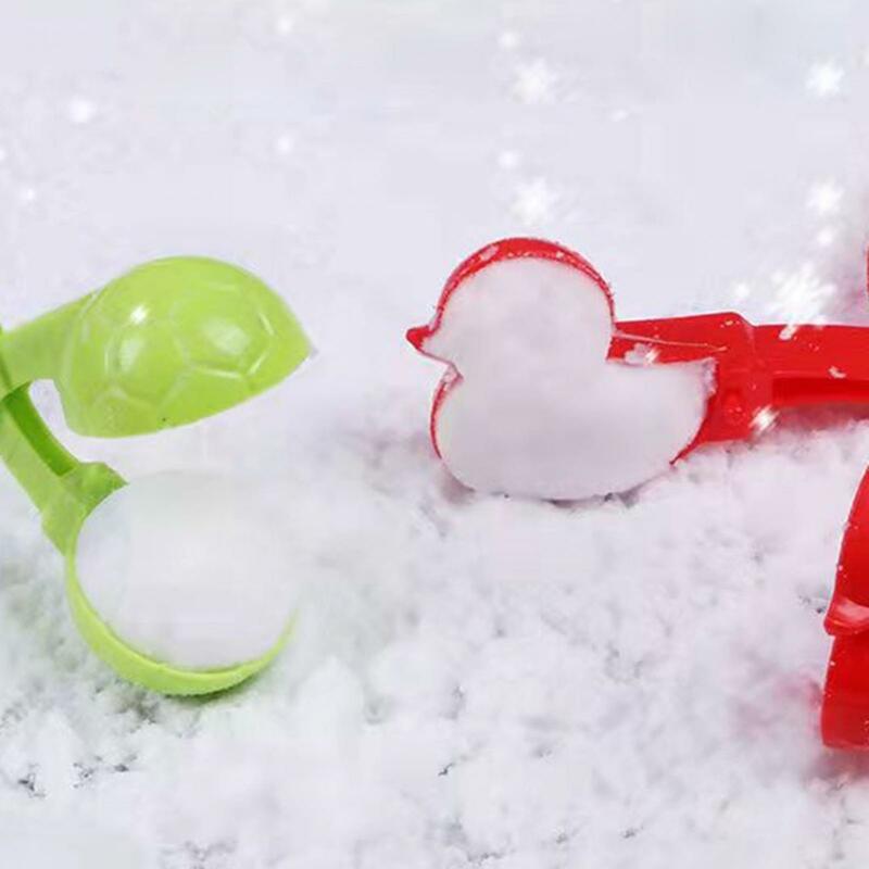 Outdoor Snow Ball Toys Games Snowball Clip with Handle Winter Sports Snow Ball Clamp Beach Sand Toy Kids Adults Activities