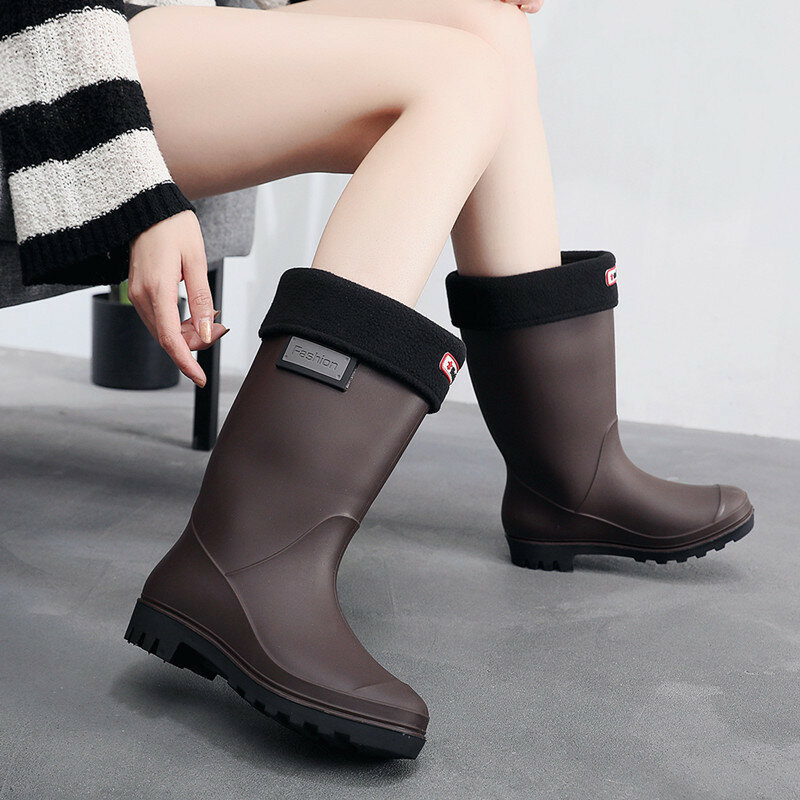 Sapatos de borracha de plataforma impermeável para mulheres, botas de chuva de PVC, botas de cano médio, primavera