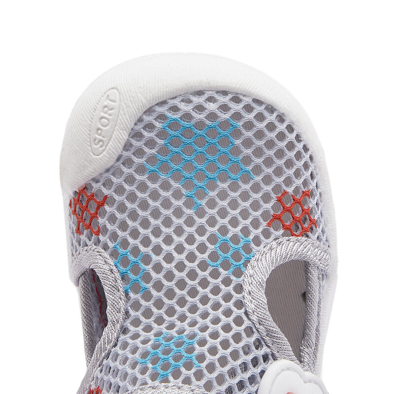 Летние сетчатые сандалии для маленьких мальчиков и девочек, уличная спортивная обувь, дышащая обувь с закрытым носком на липучке для прогулок