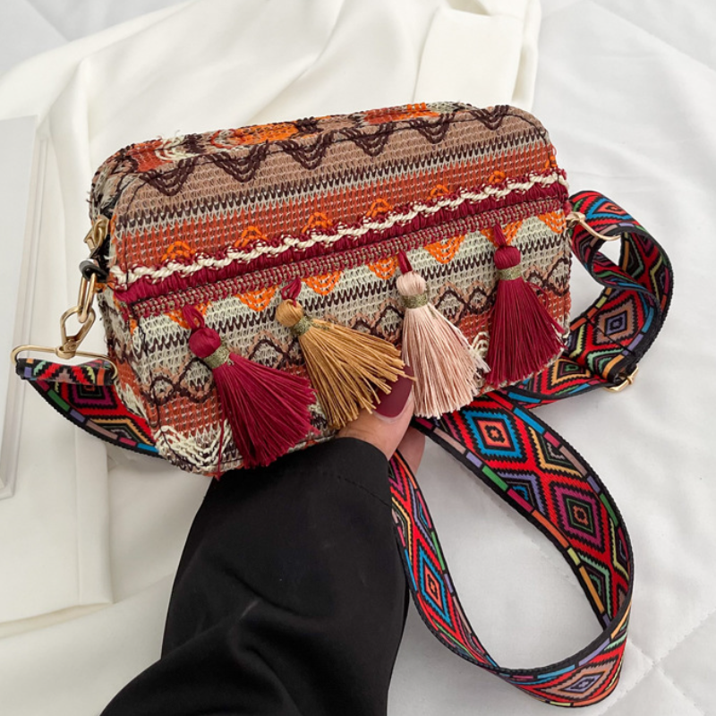 Borse piccole da donna di moda 2022 nuova borsa a tracolla personalizzata in stile nazionale con tracolla piccola borsa quadrata tessuta nappa