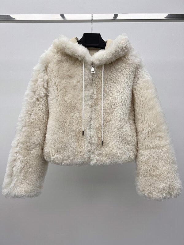 Piel caliente con capucha para mujer, diseño de alta calidad, temperamento de moda, adelgazamiento, suave y cómodo, nuevo, invierno, 2023