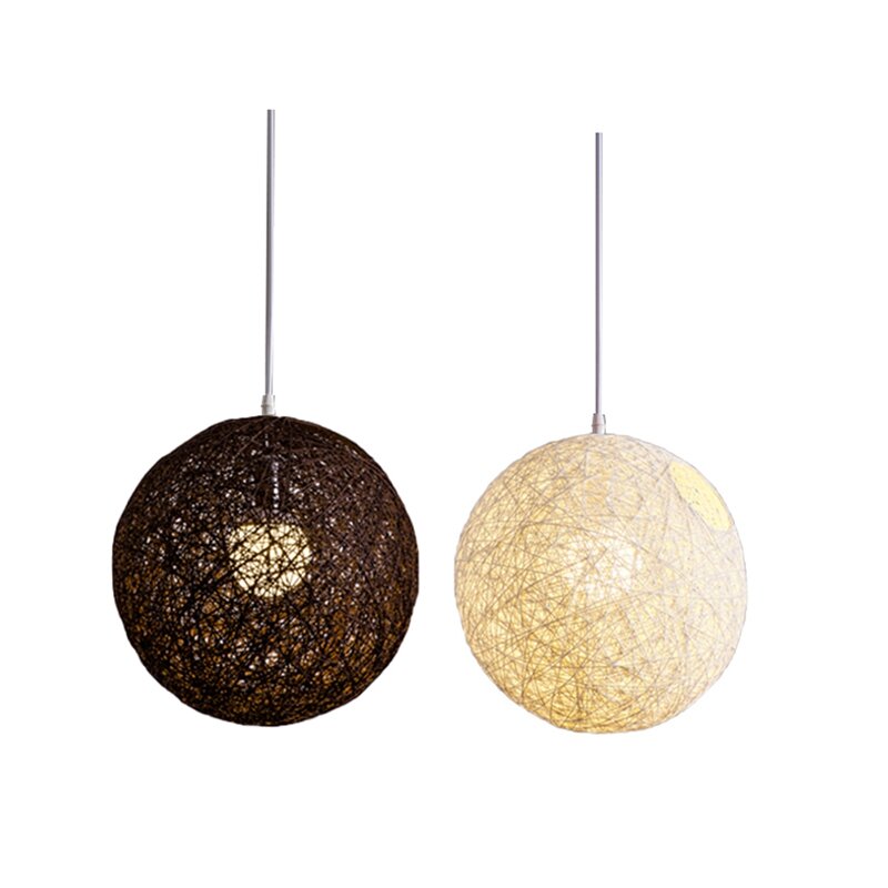 籐と麻のボールのシャンデリア、球形の籐の巣、白とコーヒーのランプシェード、個々の創造性、2個