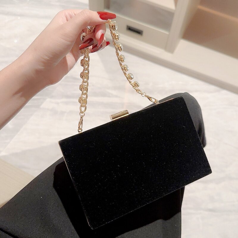 Czarne aksamitne torebki damskie z kryształami górskimi modny łańcuch wieczorne sprzęgło imprezowy formalna okazja eleganckie damska Mini torebka klasyczne torby
