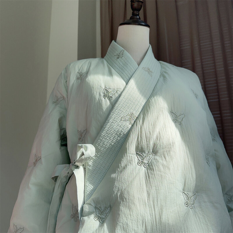 Zimowa kurtka puchowa z chiński haft w stylu narodowym luźny, gruby ulepszony krótki płaszcz z koronką