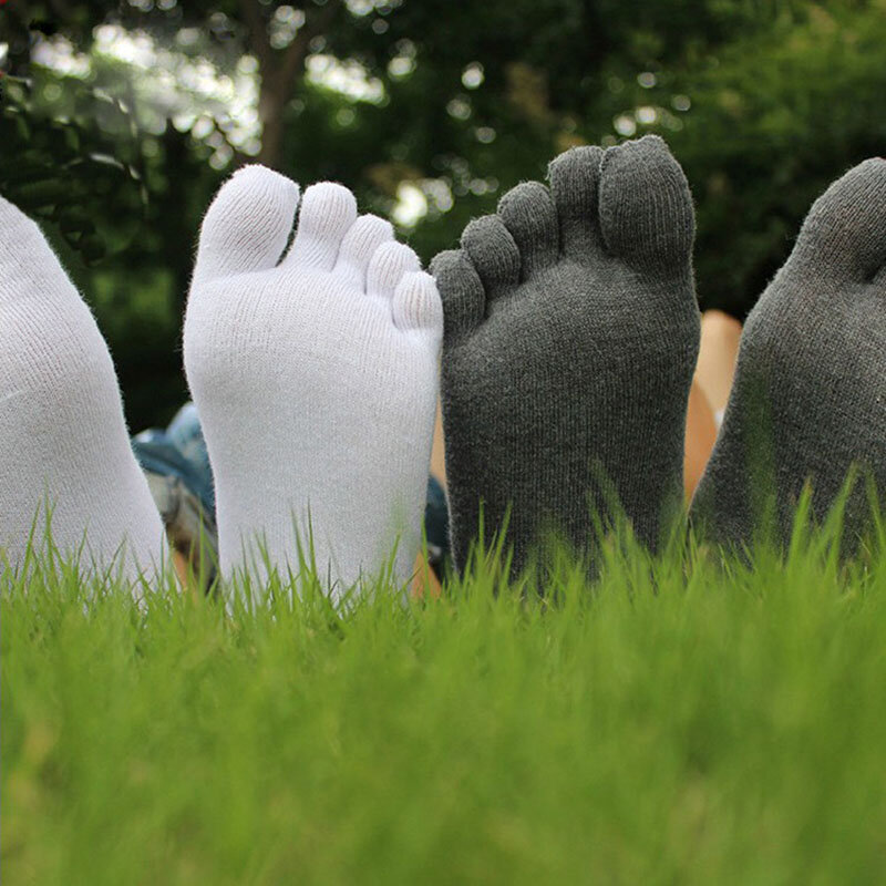 ถุงเท้านิ้วผู้ชายแฟชั่นระบายอากาศได้ดีเหงื่อของผู้ชายถุงเท้าผ้าฝ้ายสบายยืดหยุ่นกีฬาธุรกิจ