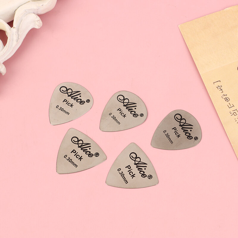 5Pcs Stainless Steel Guitar Pick 0.3mm Thin Durable Silver Color Professional Guitar Finger Plucking Bass Ukulele Guitar Picks