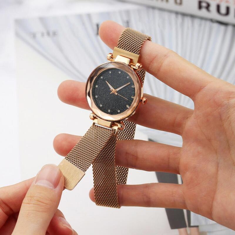 Jam tangan wanita, arloji wanita trendi berlian imitasi elegan dengan gerakan kuarsa, desain logam minimalis modis untuk wanita