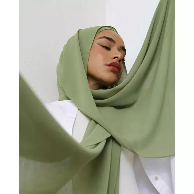 Set di Hijab in Chiffon con berretto di colore abbinato sciarpe musulmane scialle Underscarf con berretti interni in Jersey di stesso colore Set di Hijab in Chiffon