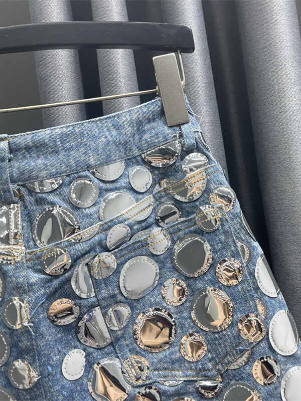 Saia jeans de cintura alta feminina, patchwork de lantejoulas redondas, minissaia azul quadril, nova moda, primavera, 2022, 29L4143