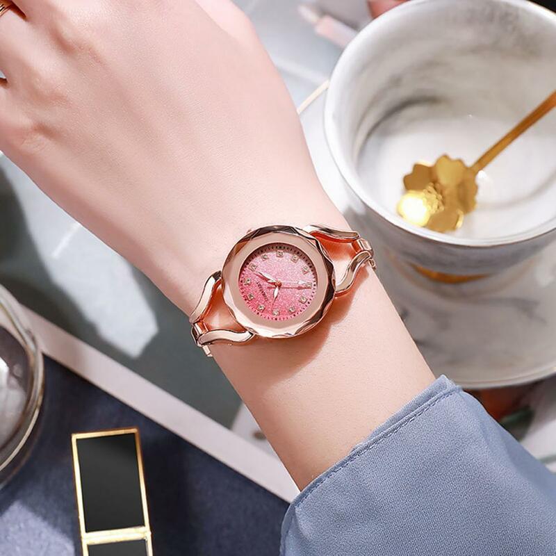 Quarz werk Uhr elegante Strass Damen Quarzuhr mit Farbverlauf Zifferblatt Legierung Armband hohe Genauigkeit für exquisite
