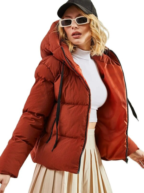 2022 New Collection Women's Hooded Down Bomber Jacket