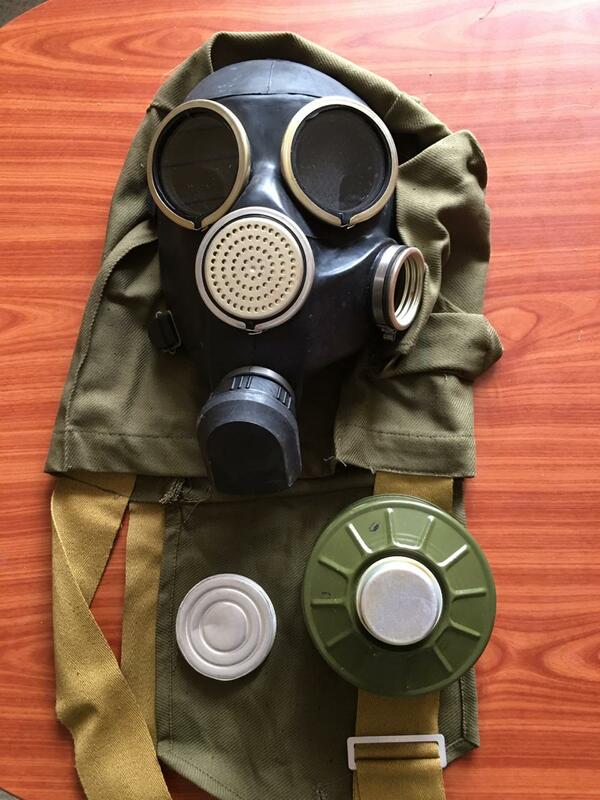 Máscara de gás GP-7 civil, proteção de órgãos respiratórios, visão e pele da população adulta de substâncias de envenenamento militar