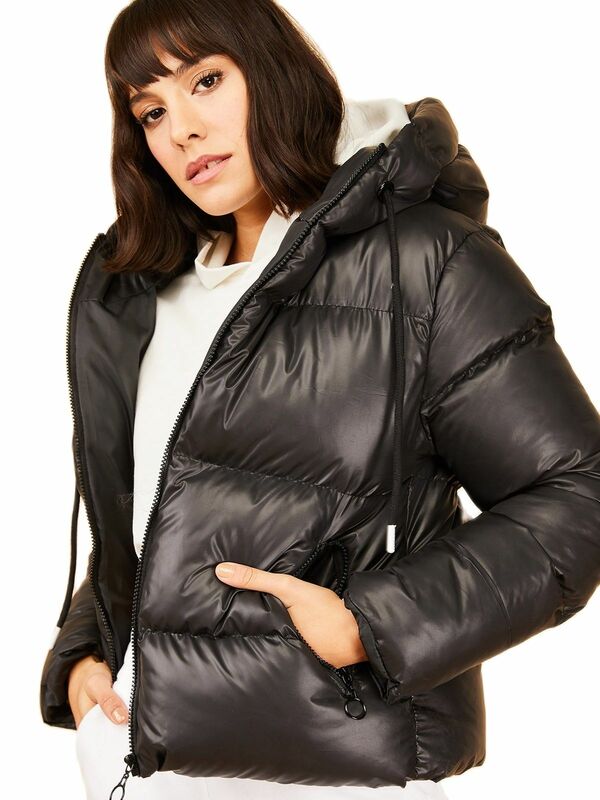2022 New Collection Women's Hooded Down Bomber Jacket
