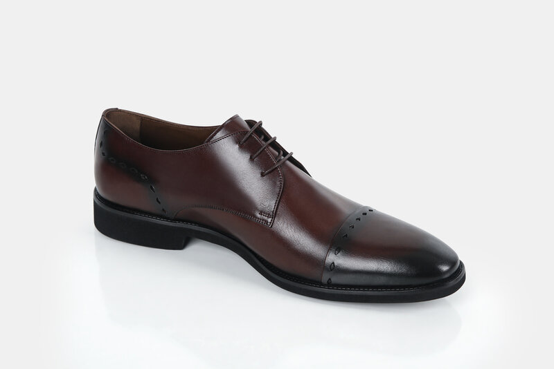 현대 편안하고 세련된 사계절 남성 신발, 손으로 그린 맞춤형 100% 정품 가죽