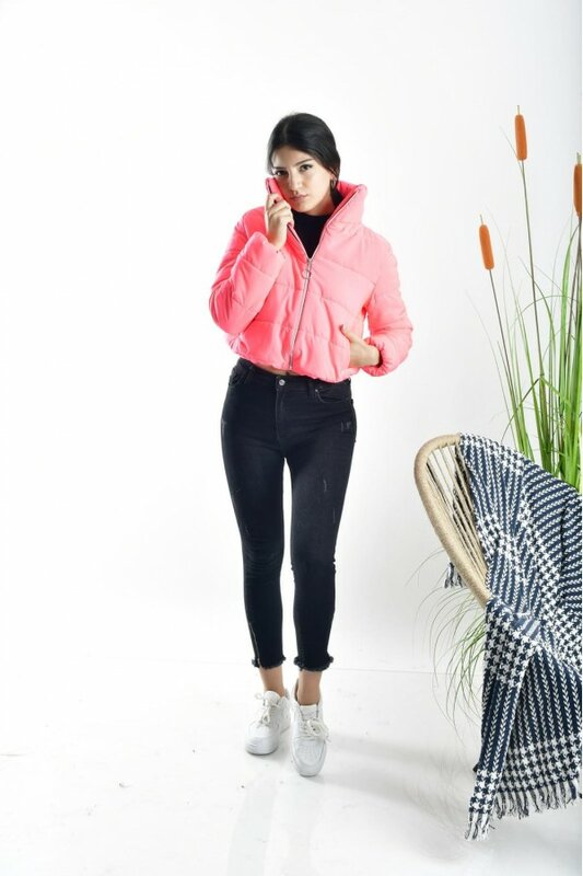 Women's coat, quality english production, price of 6 pieces, wholesale price (series)