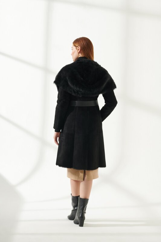 Jaket Shearling Wanita Kulit Domba Asli dan Bulu Mantel Hangat Musim Dingin Produk Pakaian Desain Musim Baru Warna Hitam Klasik