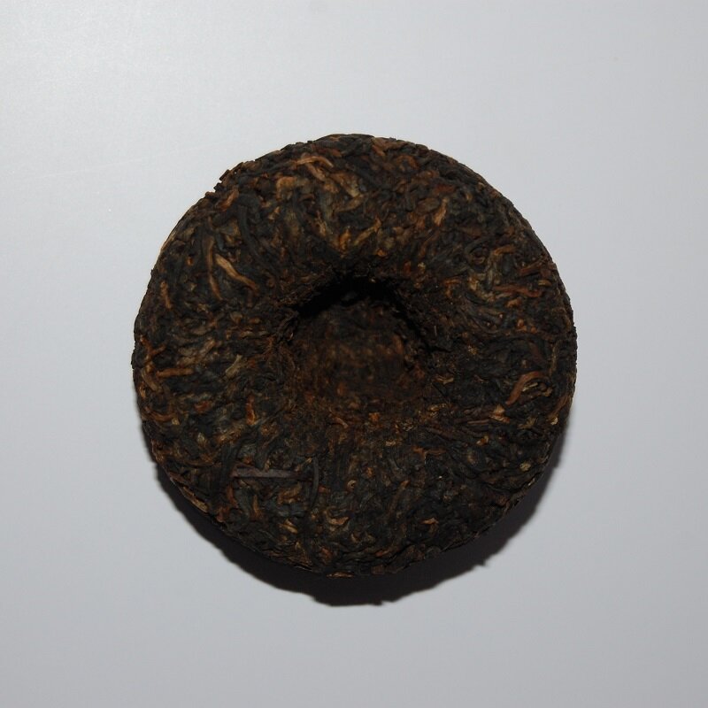 Shu puer tea v93 2018, exatamente 100 gramas