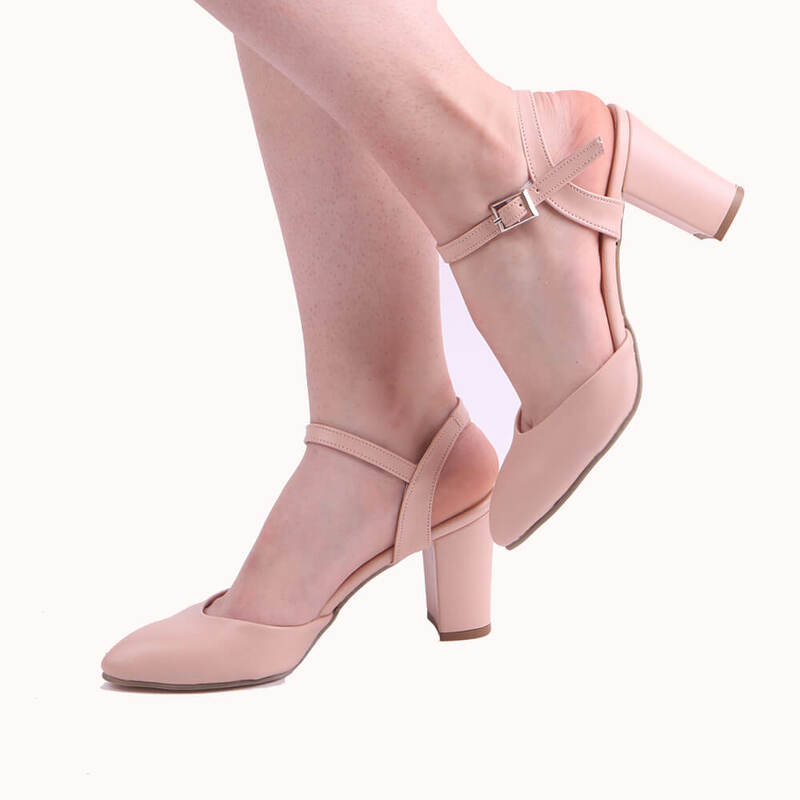 Sapatos para mulher com saltos curtos para festa senhoras sapatos e sandálias calçados mulher 2021 verão falso couro bege