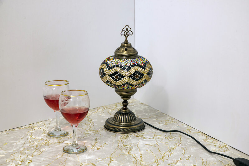 Mosaico turco Lâmpada De Mesa Nostálgico Arte Decorativa Handwork Presente Abajur Luz De Vidro Romântico Bed Room Home Amor Elétrico Colorido