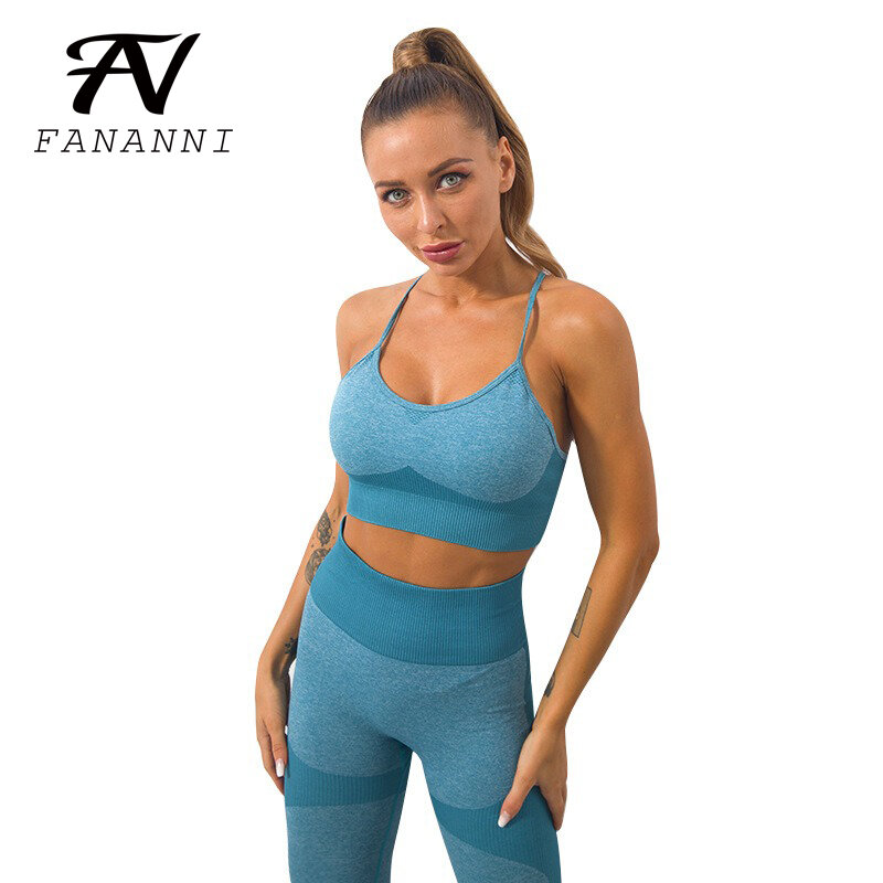 Женский бесшовный костюм для йоги, новый трикотажный эластичный спортивный костюм из трех предметов для фитнеса и йоги