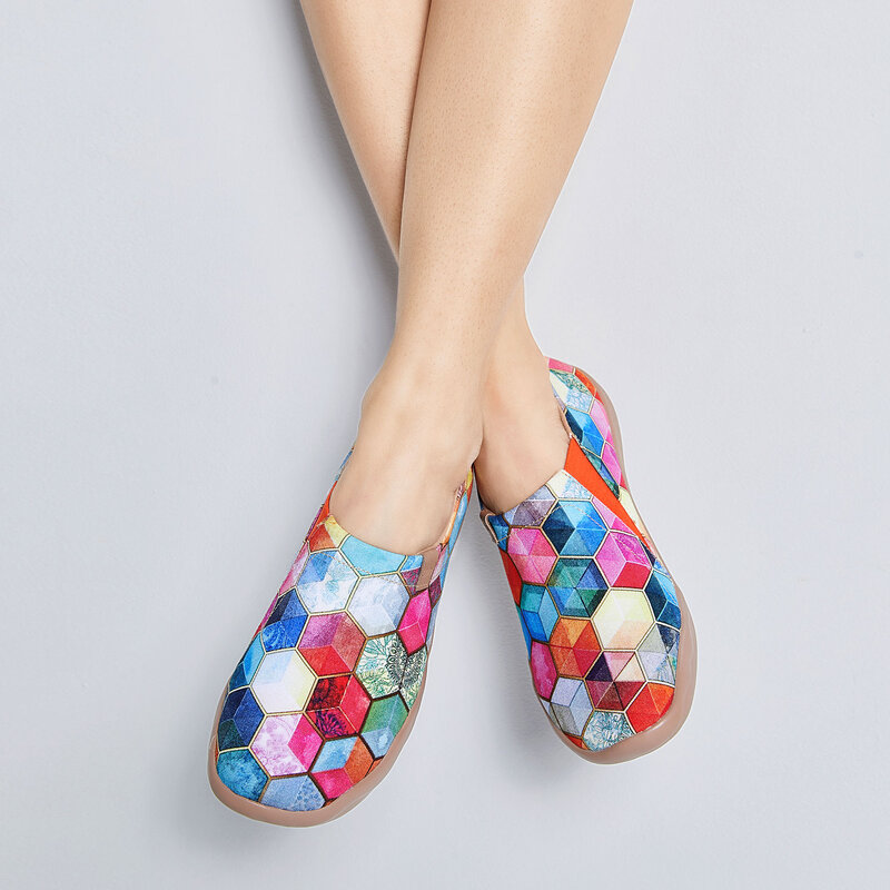 UIN ผู้หญิงลื่นบนรองเท้าผ้าใบ Casual Loafers ถัก Art ทาสีนุ่มสบายรองเท้า Wonder สเปน