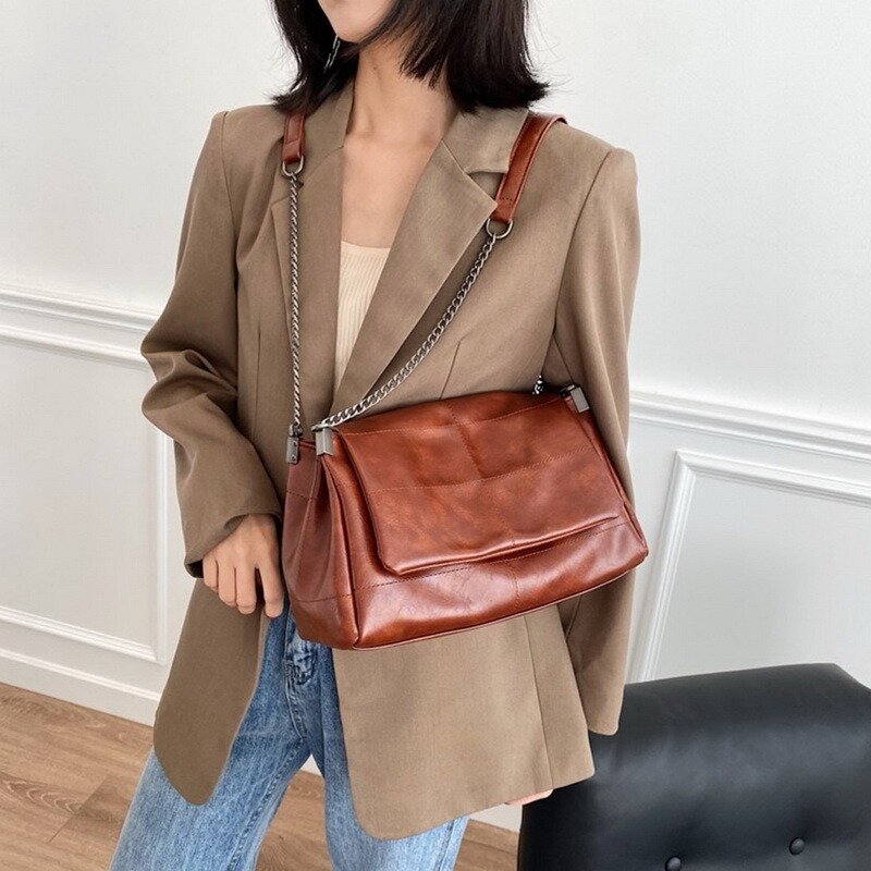 برشام سلسلة العلامة التجارية مصمم بولي Leather حقائب جلدية Crossbody للنساء 2021 حقيبة كتف أنيقة بسيطة سيدة فاخرة صغيرة حقائب النساء