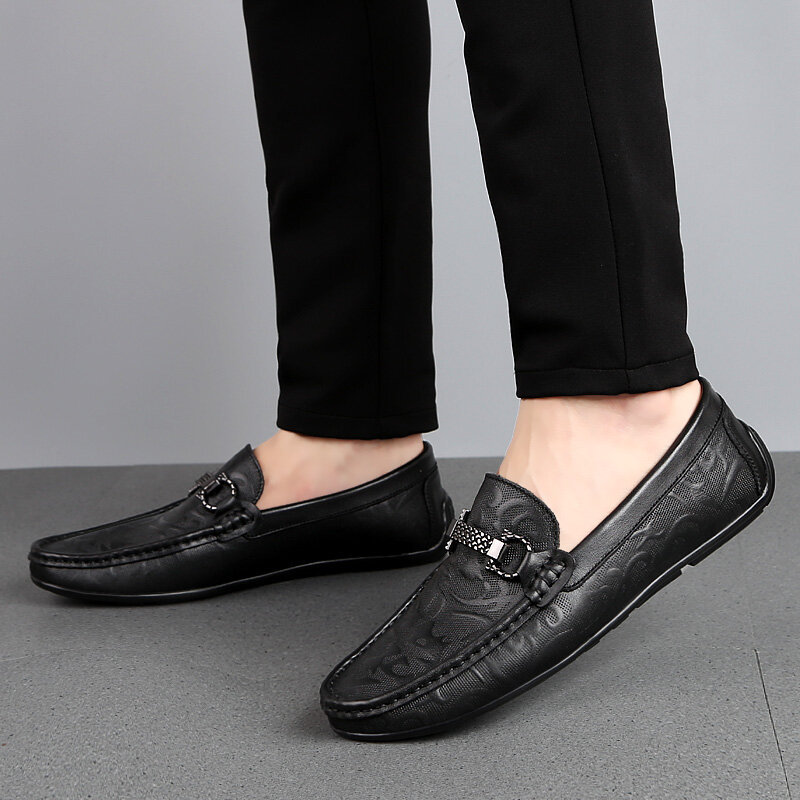 Couro genuíno dos homens sapatos casuais marca de luxo 2022 mocassins dos homens respirável deslizamento em preto sapatos de condução chaussure homme