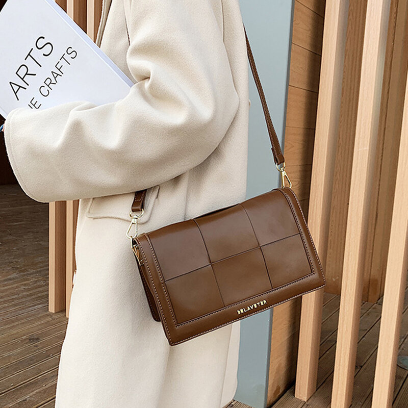 새로운 PU 가죽 직조 숄더 가방 디자이너 빈티지 Crossbody 가방 2022 여성 브랜드 럭셔리 패션 메신저 가방 핸드백 지갑