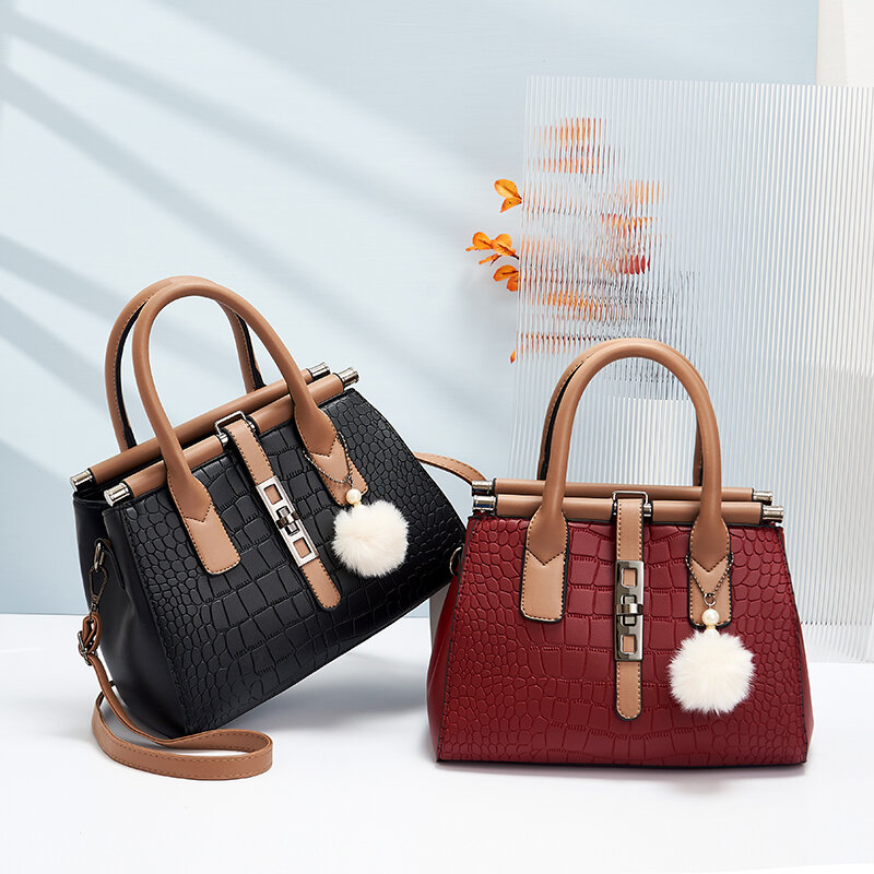 Bolsas femininas e bolsas de luxo designer bolsas de ombro saco de luxo bolsas de marca alta qualidade pedra padrão peludo bola bolsas