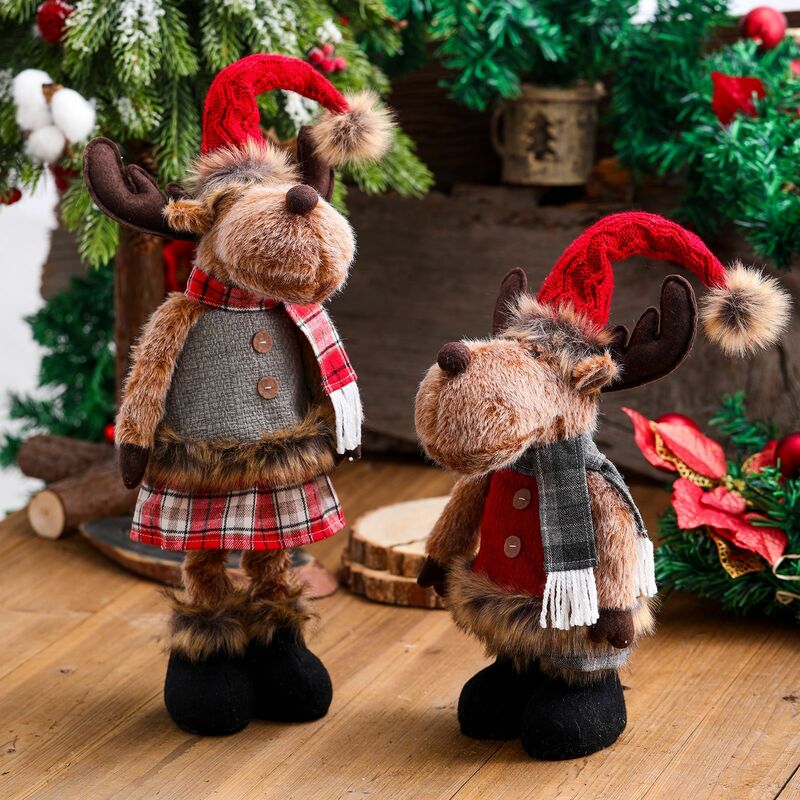 Árbol de Navidad de pie de alce de Papá Noel decorado con figuras de juguete de felpa, precioso y exquisito