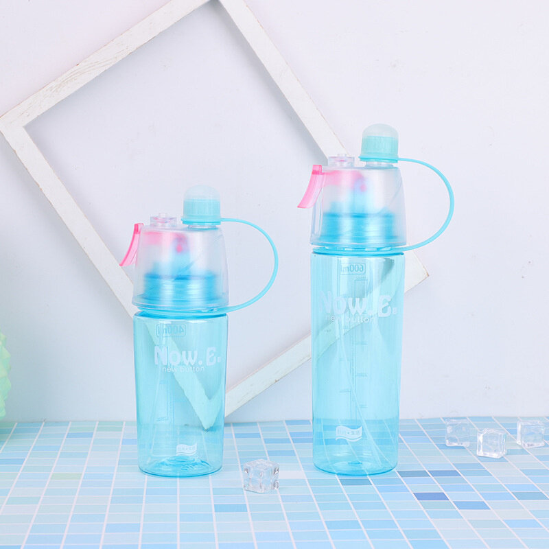 2021 neue 400/600Ml 3 Farbe Solide Kunststoff Spray Kühlen Sommer Sport Wasser Flasche Tragbare Klettern Außen Bike wasser Flaschen
