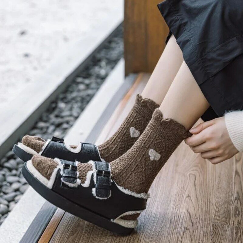 5 Pairs Korean Stil Frauen Socken Set Mode Lange Halten Warme Winter Socken Wolle Verdicken Cartoon Mädchen Nette Druck Vintage sokken
